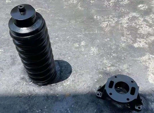 Liebheer R924 Track Adjuster Assy